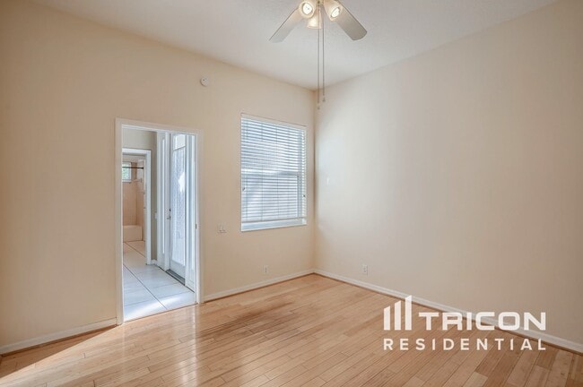 Photo - 9614 Greenpointe Dr