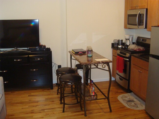 Photo - 122 Main St Apartment Unit 303