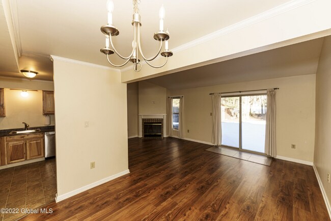 Photo - 12 Whispering Pines Rd Townhome