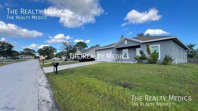 Photo - 1067 Sheridan Ave NW