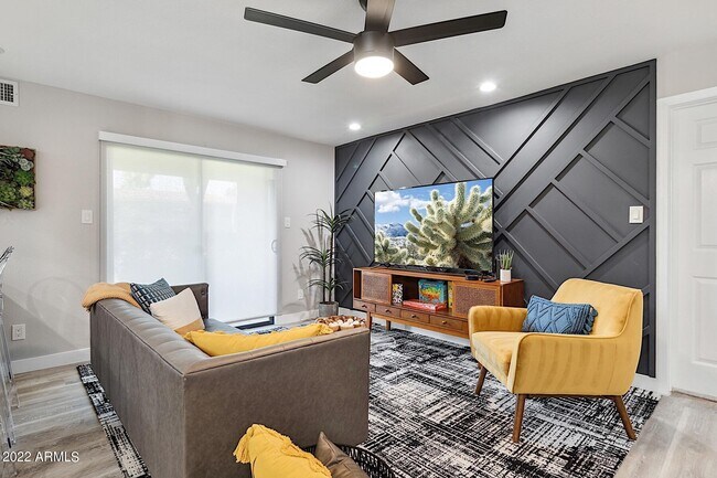 Photo - 9355 N 91st St Unit 101