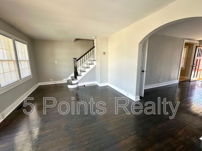 Photo - 130 Orchard Dr