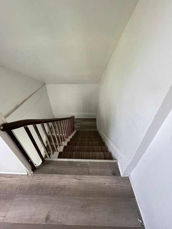 300 E Spring St Unit 4D