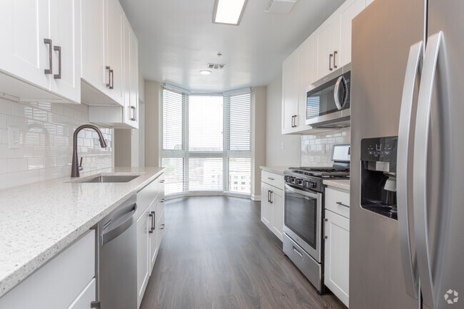 3HAB, 2,5BA 1.920 ft²