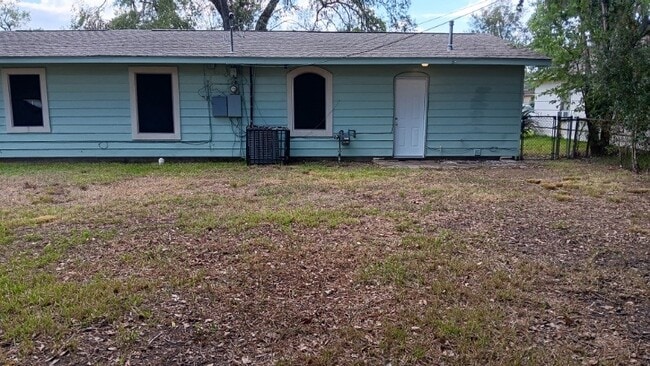 Building Photo - 5843 Beldart St Rental