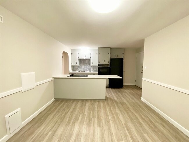 Photo - 57 Kimball Ave Unidad 2