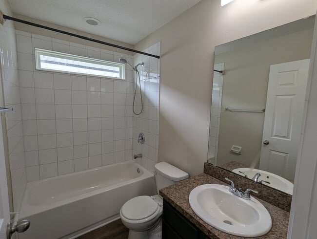 Photo - 114 Plantation Point Dr