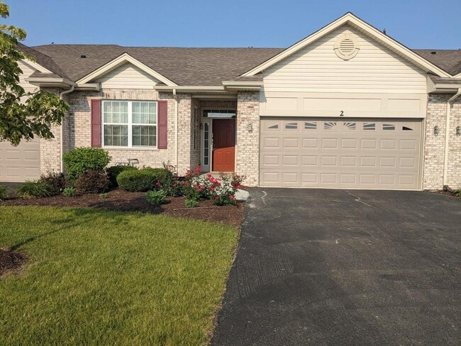 Photo - 2 Solara Ct Townhome