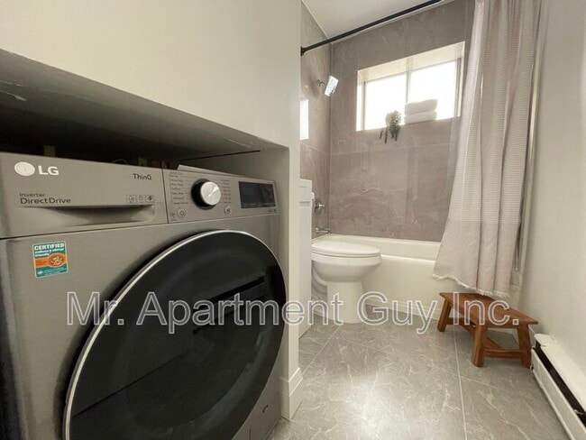 Photo - 1284 Fennell Ave E Unit Suite 1