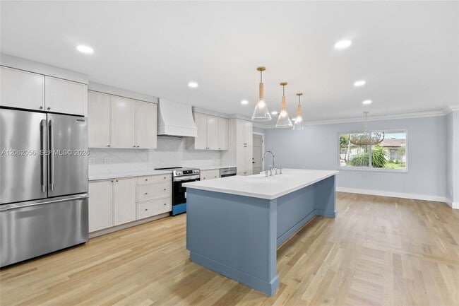 Photo - 6000 SW 17th St