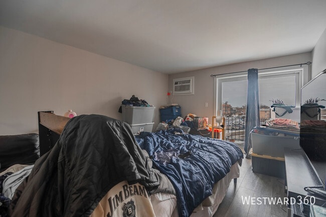 Photo - 2320 N Nordica Ave Unit #207
