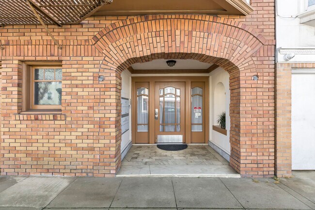 Photo - 5431 California