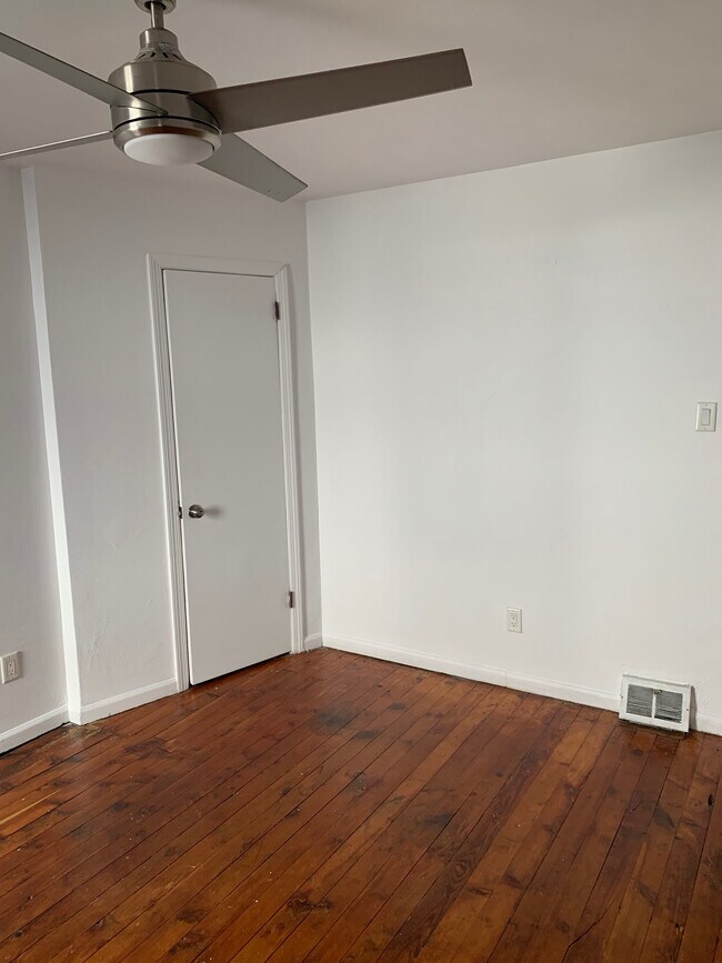 Photo - 4503 1/2 Corday Way