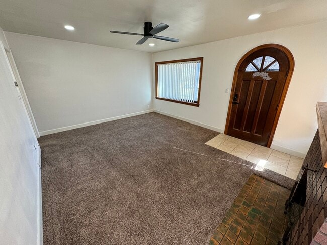 Photo - 2659 Brinker Ave