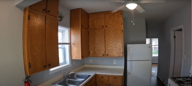 Building Photo - 1777 Marks Ave Rental