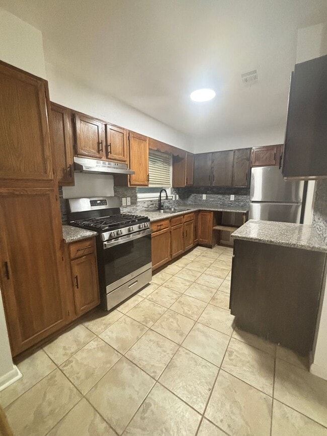 Photo - 511 N 4th St
