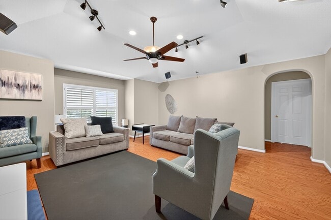 Photo - 11938 Rosebrier Park Ln