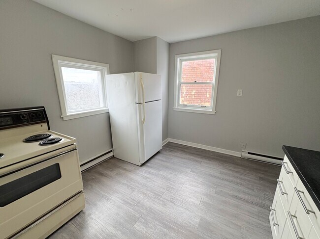 Photo - 140 Adelaide St Unité 3