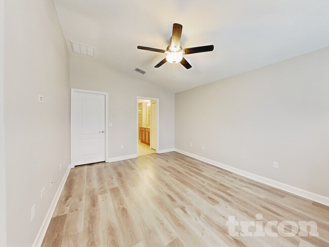 Photo - 13806 Newport Shores Dr