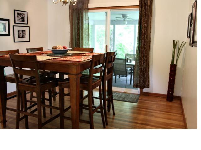 1701 Ravinia Rd
