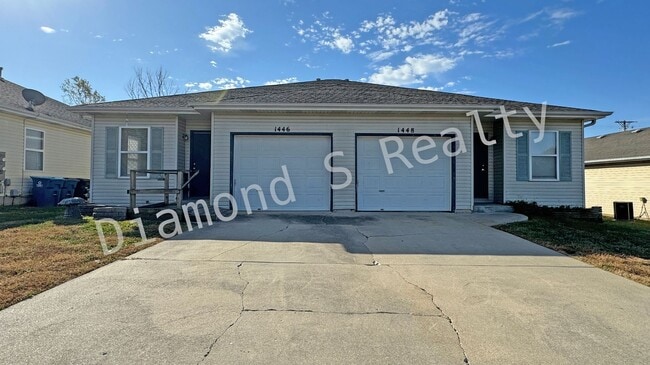 Building Photo - 1448 W Rainey St Unit 1446