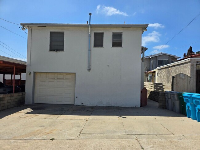 Photo - Morena Blvd. 2827-2831 Unit 2831