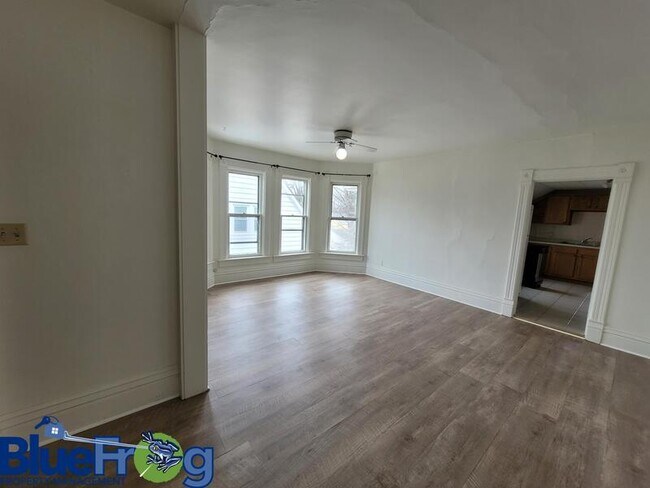 Photo - 153a Brockway Ave