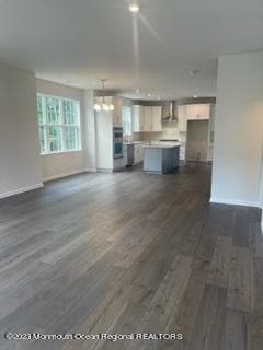 Photo - 301 Arose Ln