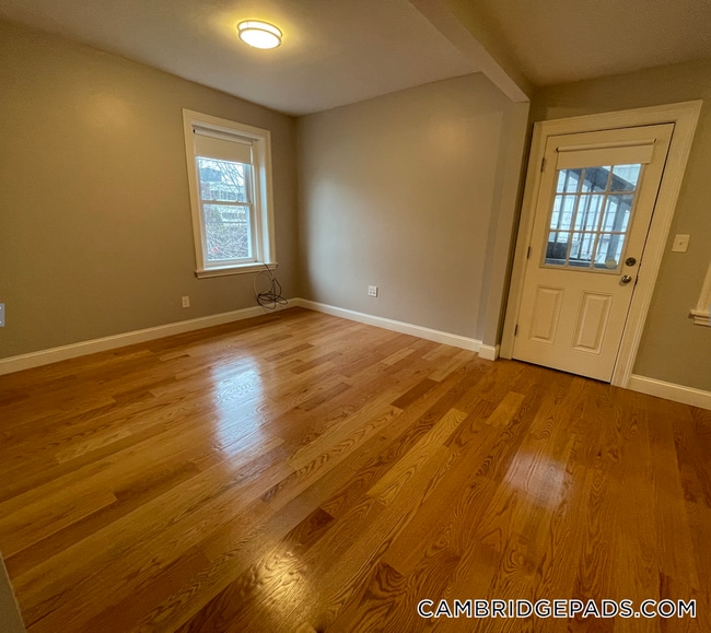 124 Berkshire St Unidad 4