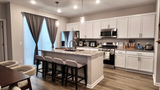 Photo - 1541 100th Ave NW