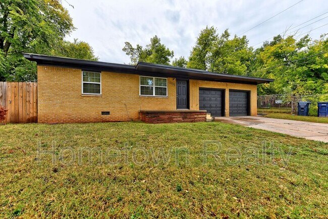 Photo - 1135 N Billen Ave