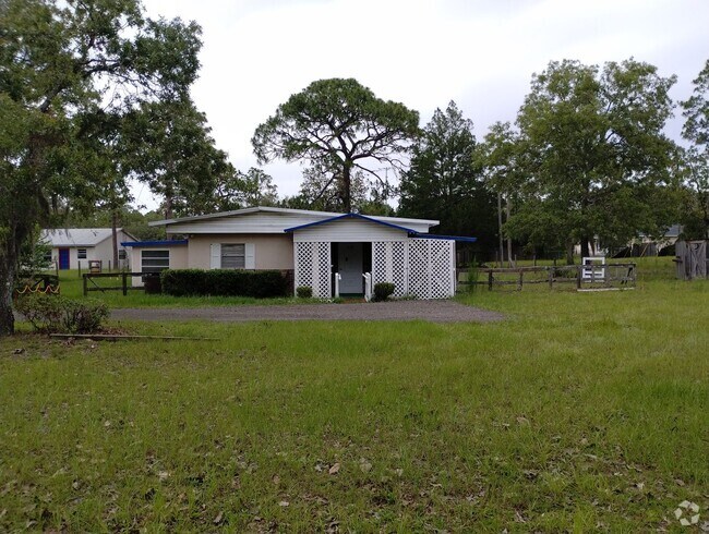 Building Photo - For Rent – Spacious 2 Bed / 2 Bath Home on...