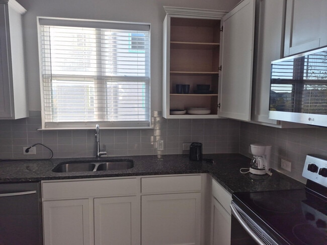 Photo - Room in Townhome on Leo Ln