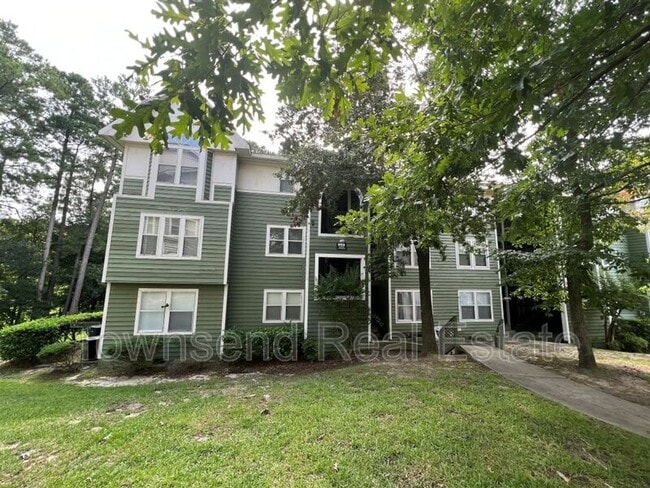 Building Photo - 950 Stewarts Creek Dr Rental