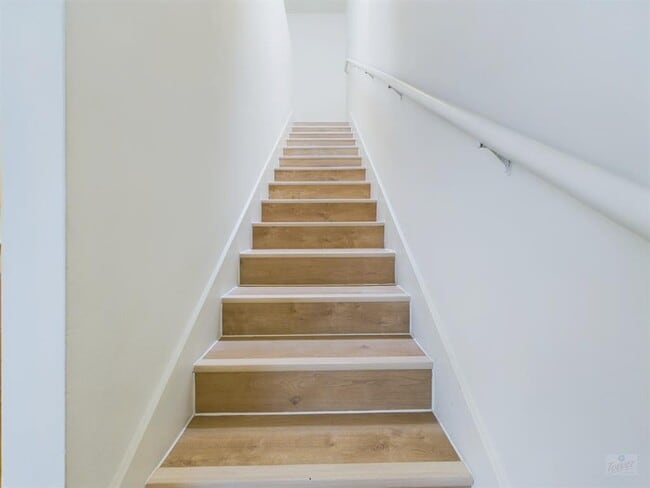 Photo - 711 W 32nd St Unit 143