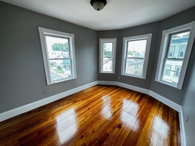 Renovated and Refreshed! - Renovated and Refreshed! Condo