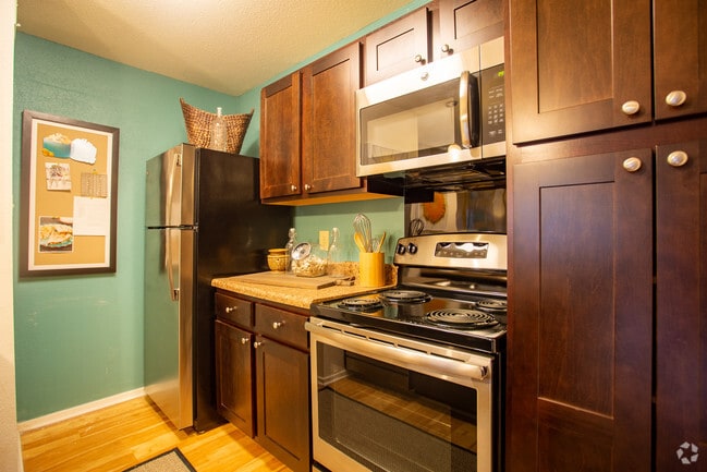 Dogwood- 2BR, 2BA