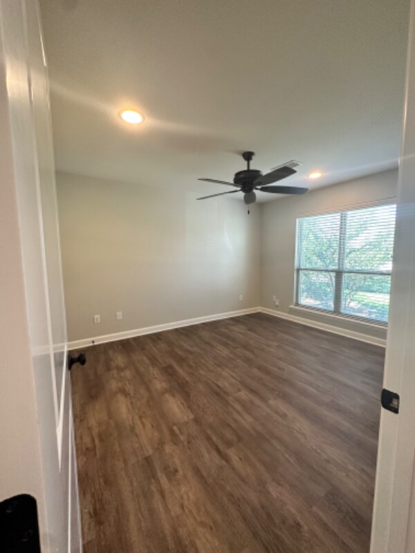 Photo - 1210 Milltown Rd