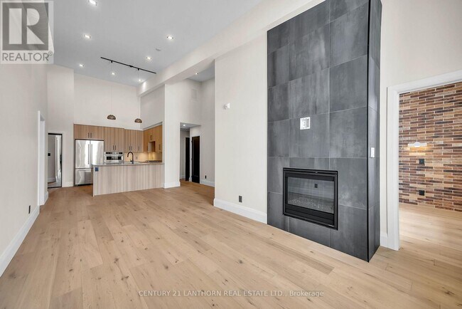 Photo - 38 Front St Unité # 1