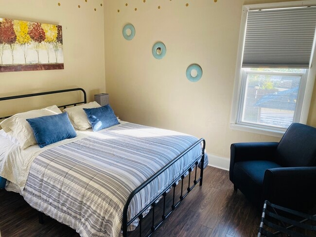 Photo - 241 Tacoma Ave