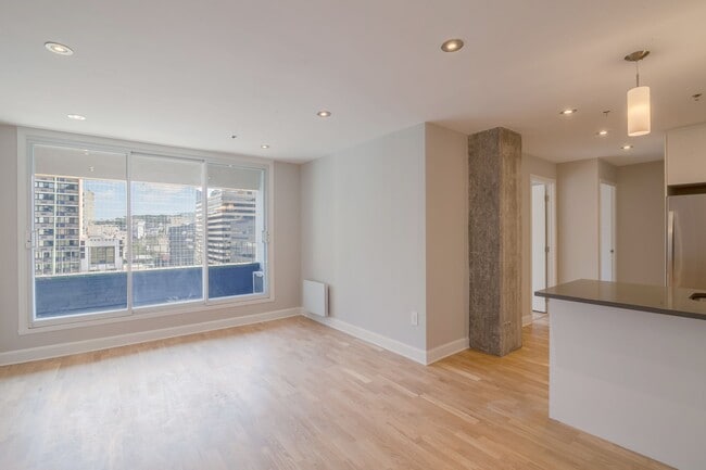 Photo - 3455 Rue Aylmer Unité PH04