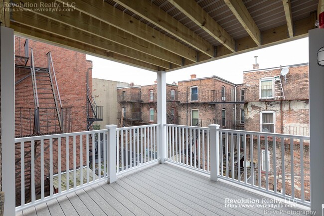 Photo - 15 Kenilworth St