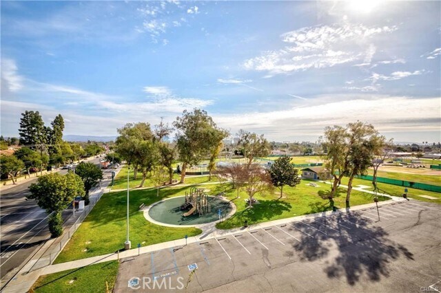 Photo - 12688 Chapman Ave Unidad 3407