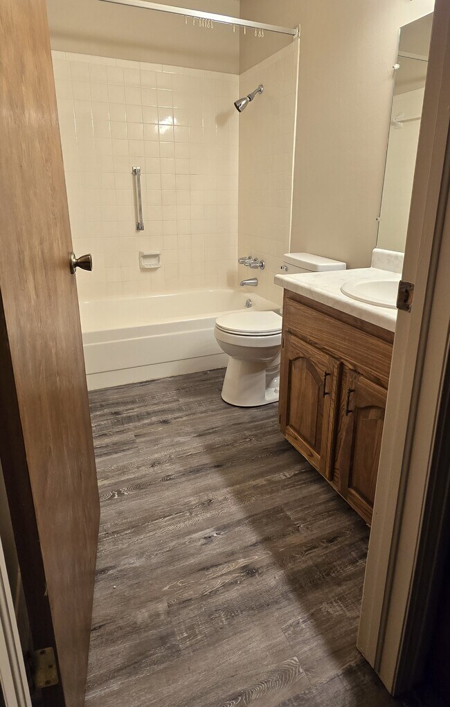 Fountain Plaza Apartments