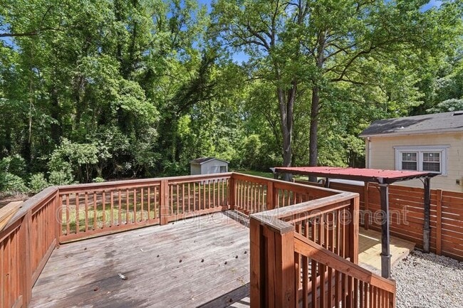 Photo - 4239 Dinglewood Ave
