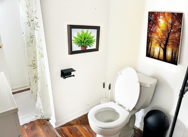 Photo - 199 Spring St Unidad C (furnished studio)