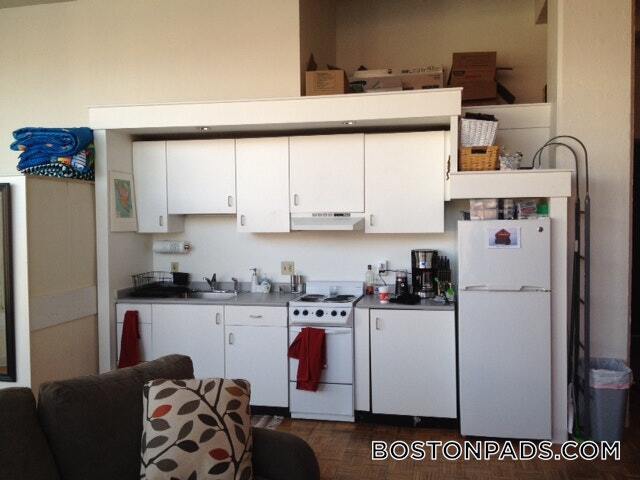 Photo - 61 Brookline Ave Unidad 303