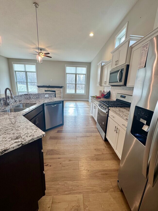 Photo - 5058 Pandit Dr