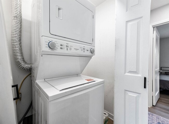 Photo - 218 Hoffman St Unidad A