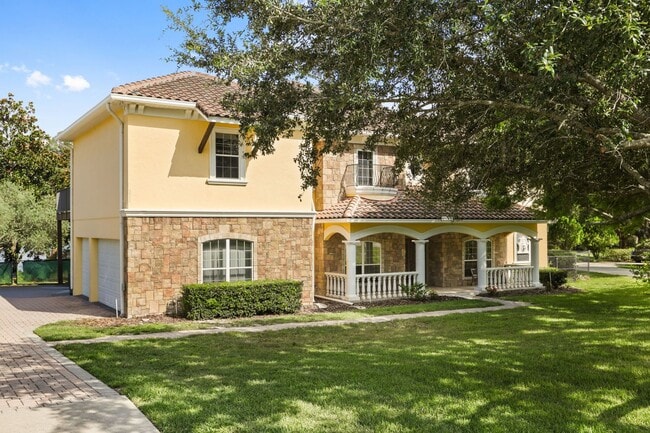 Building Photo - 5554 Palm Lake Cir